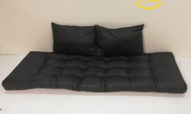 Madrass  set till soffa med transport skada outlet