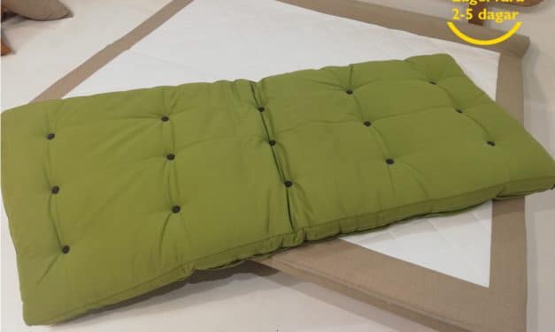 Grön madrass med resårband190x80x10cm