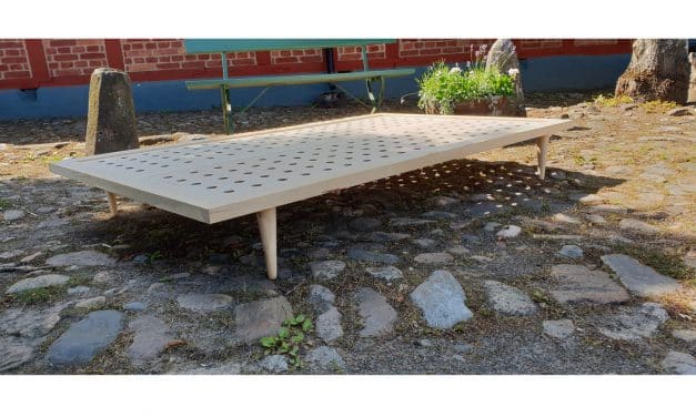 Tranesgården sängram från Österlen Inredning