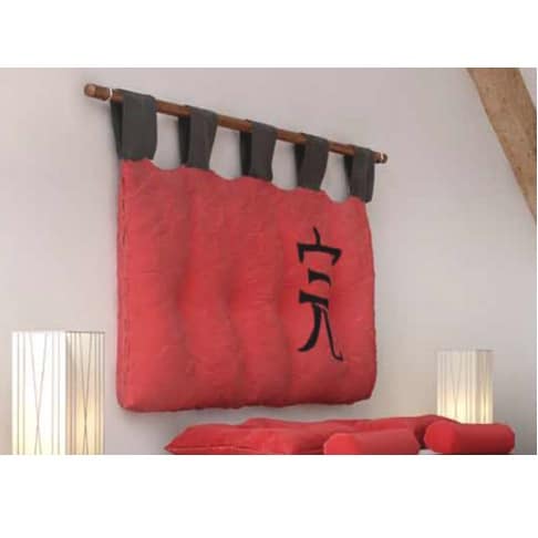 Röd med tecken / Red with signs