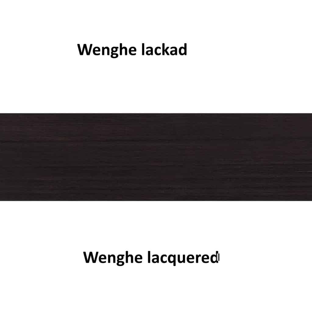 Wenghe lackad stavlimmad bok / Wenghe lacqured fingerjointed beech wood.