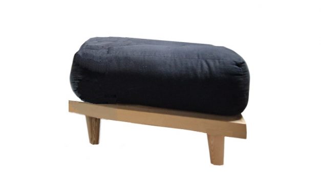 Andarum lounge fotpall med double latex dyna