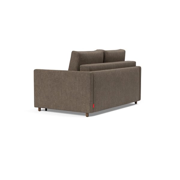Neah 140 baddsoffa med smala armstod bakifran fran Innovation living