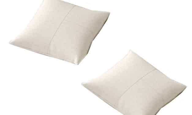 Prydnadskuddar 60 x 60cm i Boucle off white från Innovation living Outlet 2st